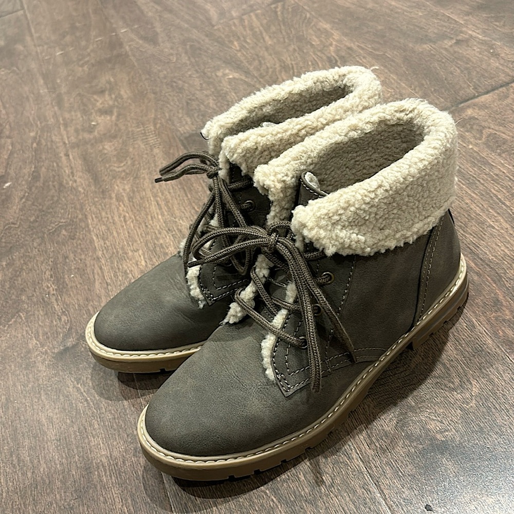 Fluffy boots